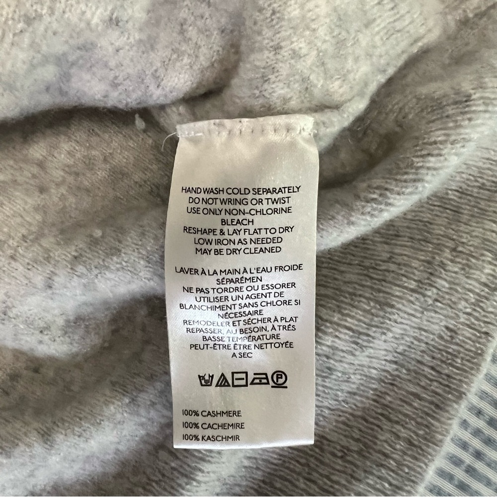 Free People 100% Cashmere Light Gray Turtleneck